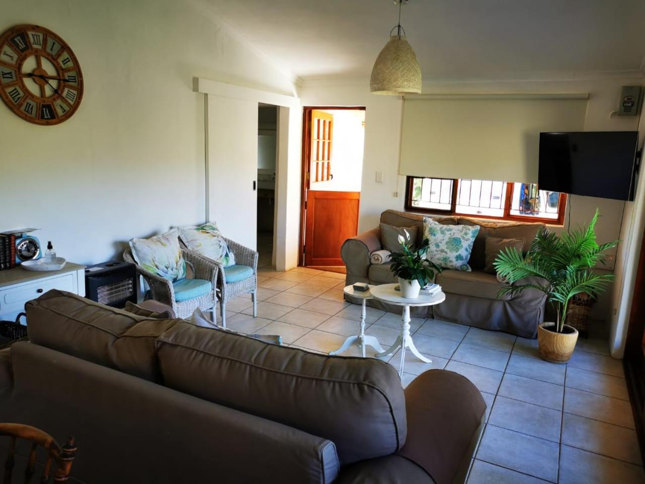 Sipreslaan Selfsorg Gastehuis Hotell Ladismith Exteriör bild